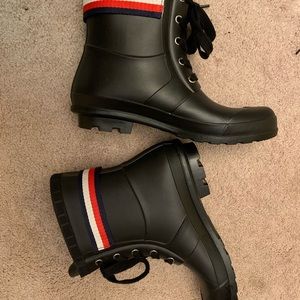 tommy hilfiger trineti rain boots